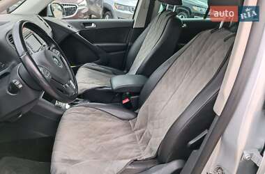 Внедорожник / Кроссовер Volkswagen Tiguan 2011 в 