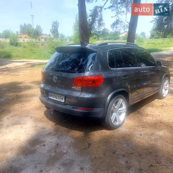 Внедорожник / Кроссовер Volkswagen Tiguan 2013 в Сумах
