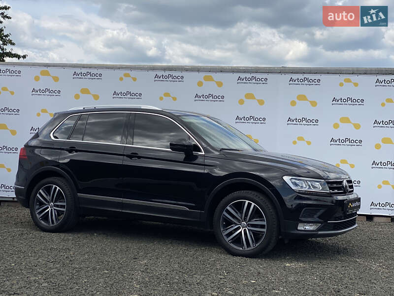 Внедорожник / Кроссовер Volkswagen Tiguan 2016 в Луцке
