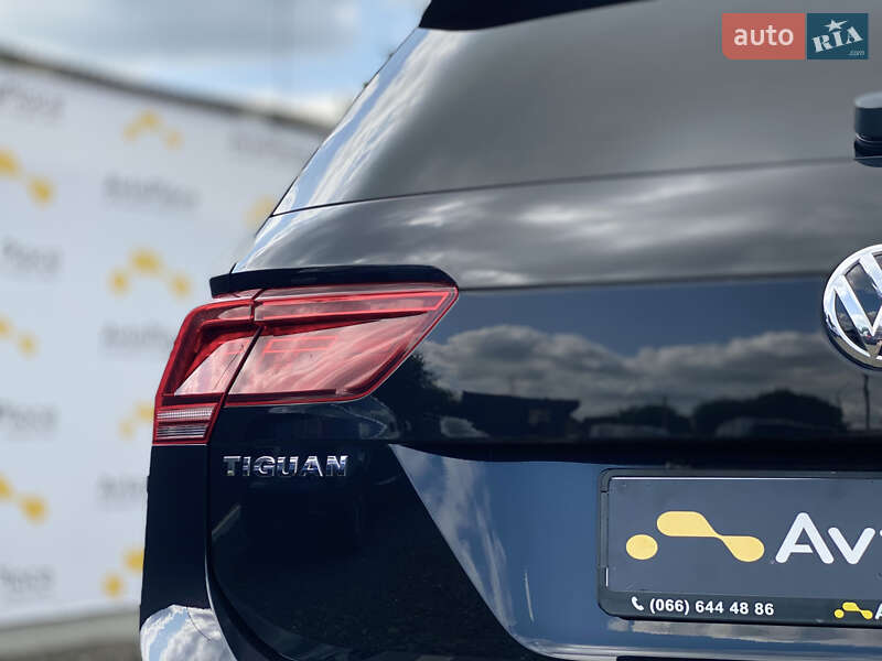 Внедорожник / Кроссовер Volkswagen Tiguan 2016 в Луцке