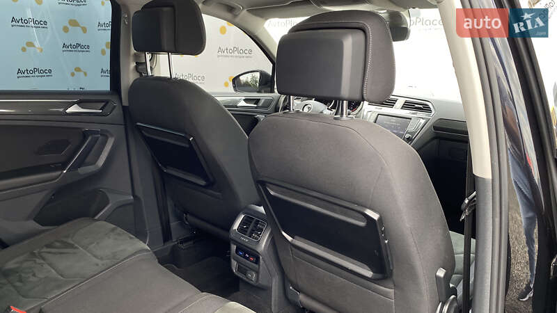 Внедорожник / Кроссовер Volkswagen Tiguan 2016 в Луцке