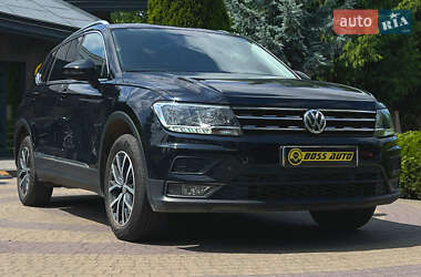 Внедорожник / Кроссовер Volkswagen Tiguan 2019 в Львове