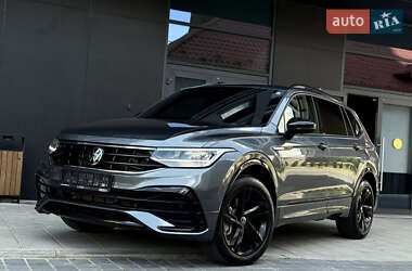Внедорожник / Кроссовер Volkswagen Tiguan 2022 в Львове