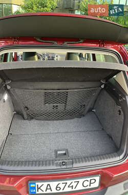 Внедорожник / Кроссовер Volkswagen Tiguan 2011 в 