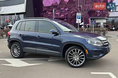 Внедорожник / Кроссовер Volkswagen Tiguan 2014 в Киеве