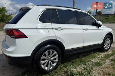 Внедорожник / Кроссовер Volkswagen Tiguan 2018 в Харькове
