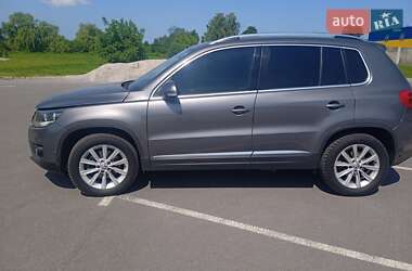 Позашляховик / Кросовер Volkswagen Tiguan 2013 в Хмільнику