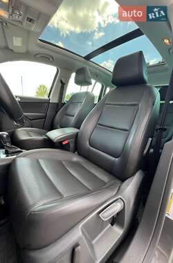 Внедорожник / Кроссовер Volkswagen Tiguan 2013 в 