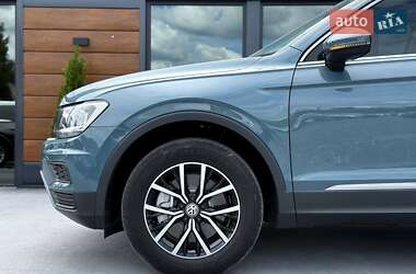 Внедорожник / Кроссовер Volkswagen Tiguan 2021 в 