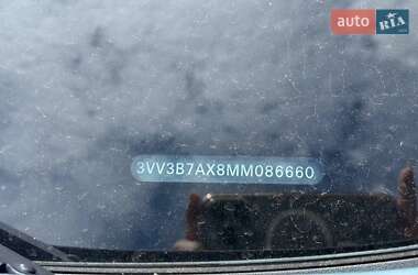 Внедорожник / Кроссовер Volkswagen Tiguan 2021 в 