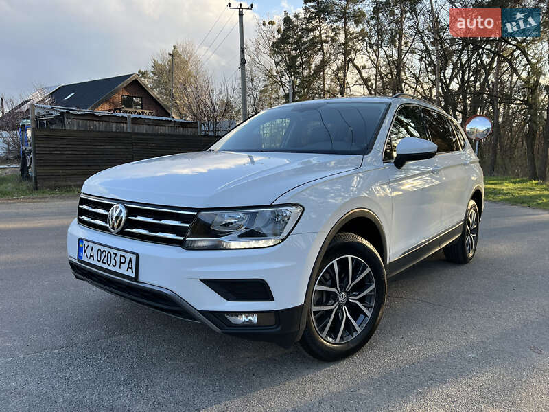 Внедорожник / Кроссовер Volkswagen Tiguan 2019 в Киеве
