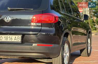 Внедорожник / Кроссовер Volkswagen Tiguan 2014 в 