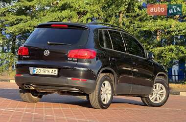 Внедорожник / Кроссовер Volkswagen Tiguan 2014 в 