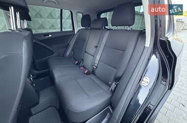 Внедорожник / Кроссовер Volkswagen Tiguan 2014 в 