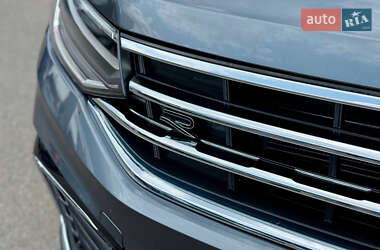 Внедорожник / Кроссовер Volkswagen Tiguan 2021 в 