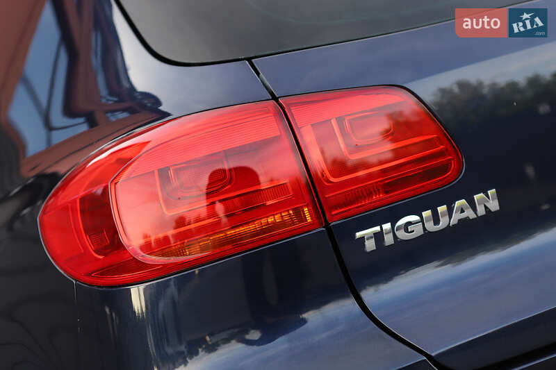 Внедорожник / Кроссовер Volkswagen Tiguan 2015 в Дрогобыче