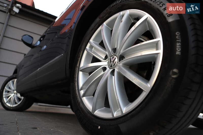 Внедорожник / Кроссовер Volkswagen Tiguan 2015 в Дрогобыче