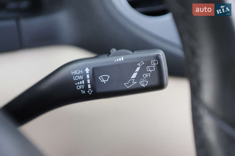 Внедорожник / Кроссовер Volkswagen Tiguan 2015 в Дрогобыче