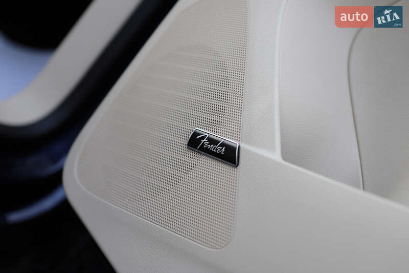 Внедорожник / Кроссовер Volkswagen Tiguan 2015 в Дрогобыче