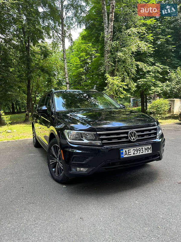 Внедорожник / Кроссовер Volkswagen Tiguan 2018 в Днепре
