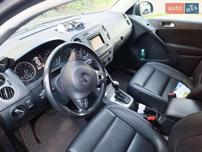 Внедорожник / Кроссовер Volkswagen Tiguan 2016 в Харькове фото 7 Внедорожник / Кроссовер Volkswagen Tiguan 2016 в Харькове