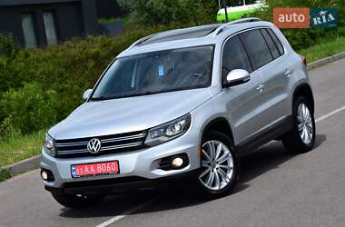 Внедорожник / Кроссовер Volkswagen Tiguan 2016 в 