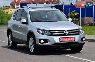 Внедорожник / Кроссовер Volkswagen Tiguan 2016 в 