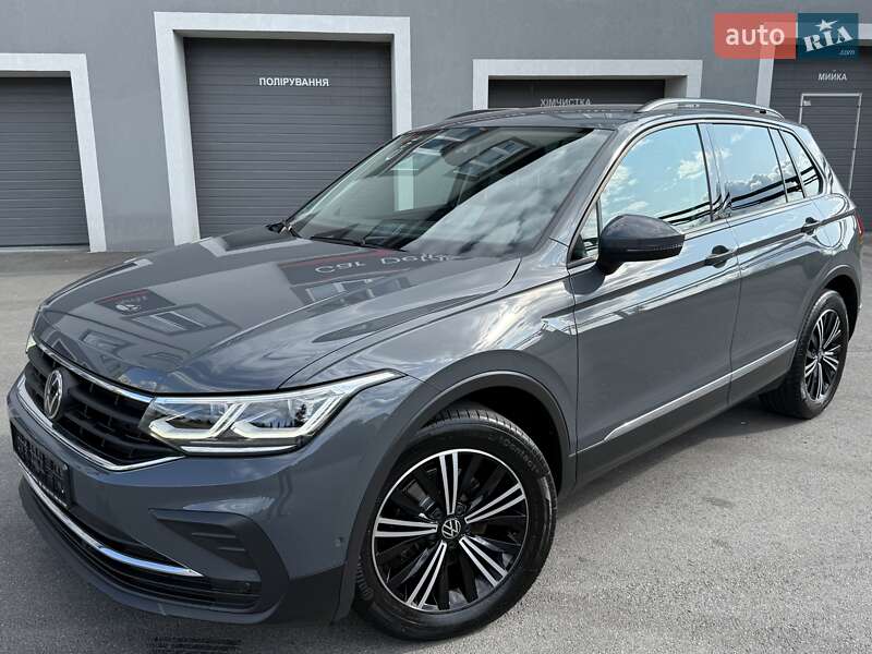 Volkswagen Tiguan 2021