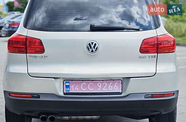 Позашляховик / Кросовер Volkswagen Tiguan 2013 в 