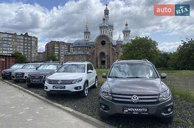 Позашляховик / Кросовер Volkswagen Tiguan 2012 в Луцьку