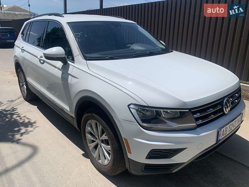 Внедорожник / Кроссовер Volkswagen Tiguan 2018 в Виннице
