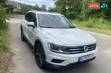 Внедорожник / Кроссовер Volkswagen Tiguan 2017 в Полтаве