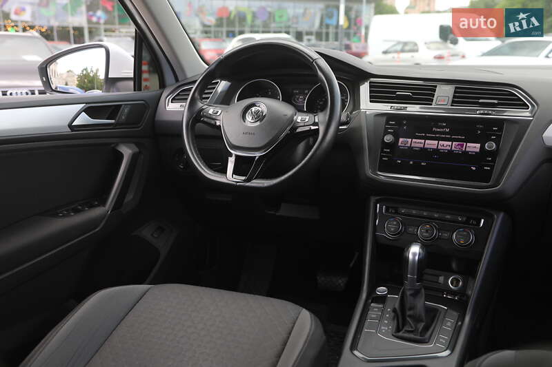 Позашляховик / Кросовер Volkswagen Tiguan 2018 в Харкові