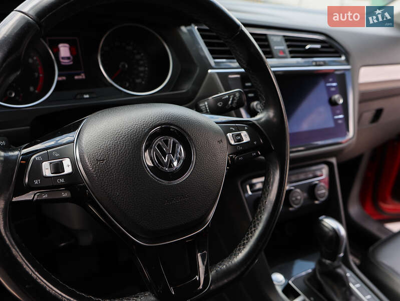 Позашляховик / Кросовер Volkswagen Tiguan 2018 в Ірпені