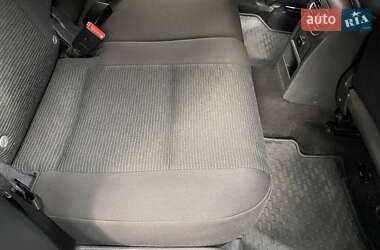 Внедорожник / Кроссовер Volkswagen Tiguan 2015 в 