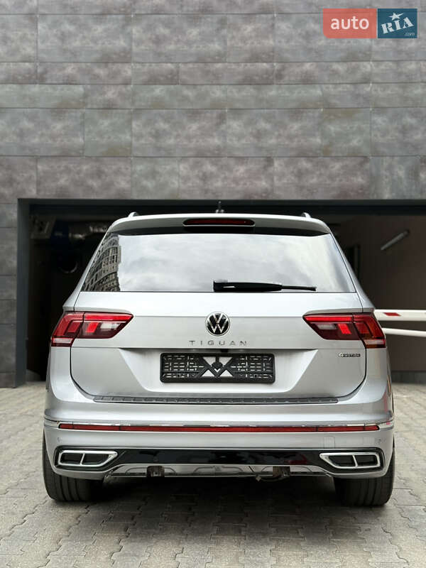 Позашляховик / Кросовер Volkswagen Tiguan 2021 в Києві