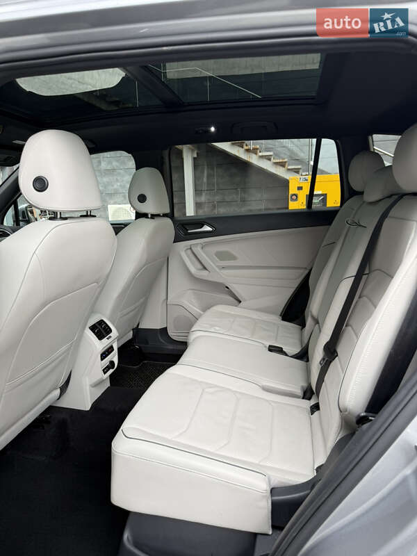 Позашляховик / Кросовер Volkswagen Tiguan 2021 в Києві