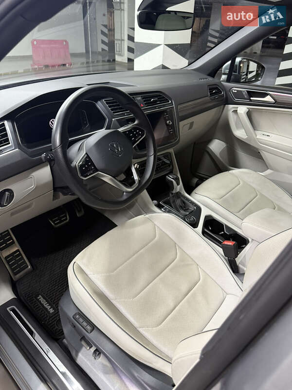Позашляховик / Кросовер Volkswagen Tiguan 2021 в Києві