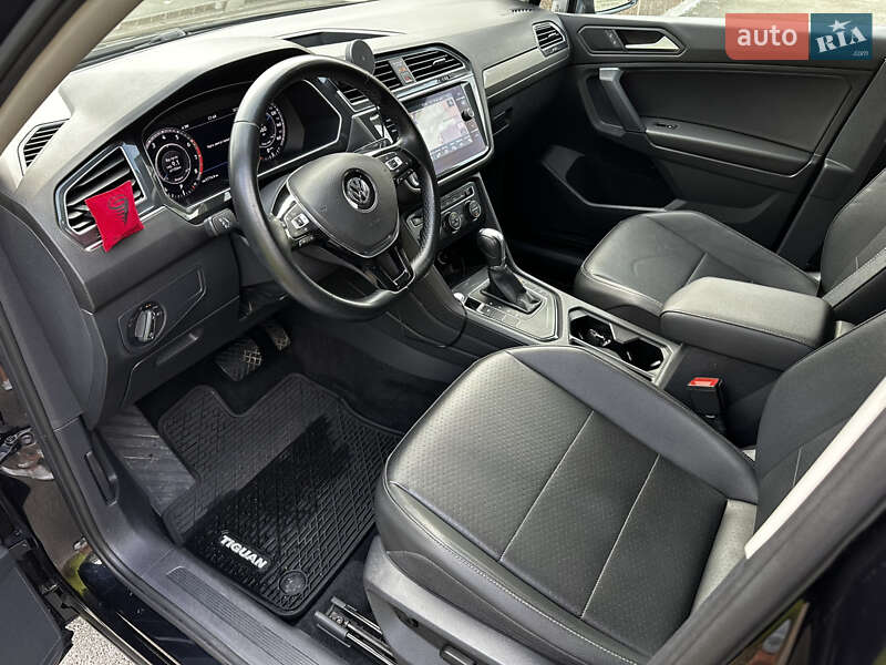 Внедорожник / Кроссовер Volkswagen Tiguan 2018 в Киеве