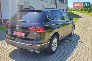 Позашляховик / Кросовер Volkswagen Tiguan 2018 в 