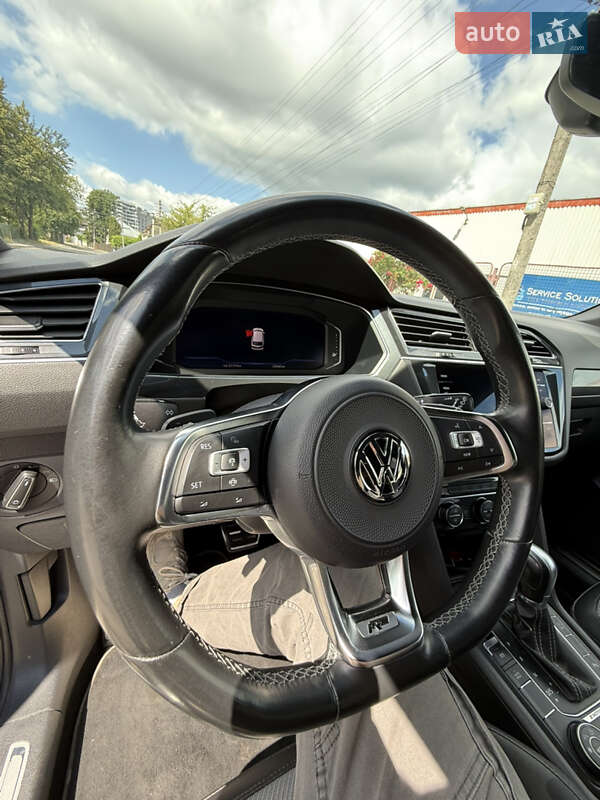 Позашляховик / Кросовер Volkswagen Tiguan 2019 в Львові
