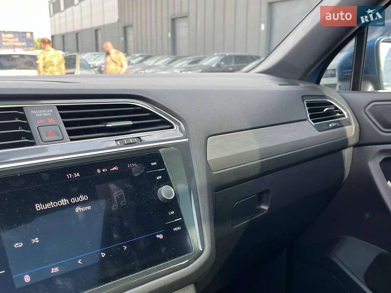 Позашляховик / Кросовер Volkswagen Tiguan 2018 в Львові