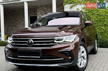 Внедорожник / Кроссовер Volkswagen Tiguan 2021 в Киеве