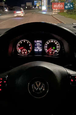 Внедорожник / Кроссовер Volkswagen Tiguan 2011 в 