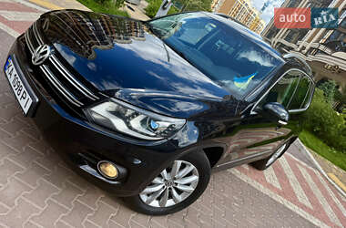 Позашляховик / Кросовер Volkswagen Tiguan 2013 в Києві