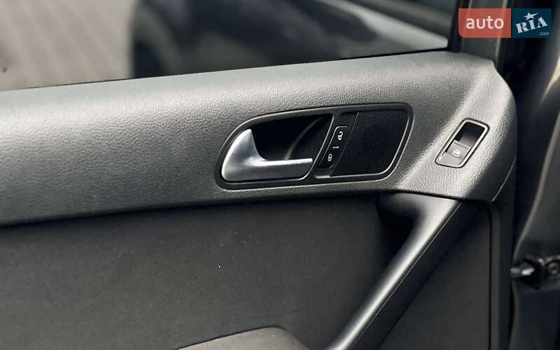 Внедорожник / Кроссовер Volkswagen Tiguan 2014 в Ивано-Франковске