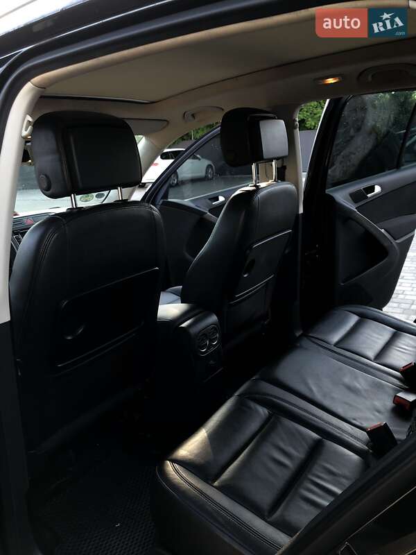 Внедорожник / Кроссовер Volkswagen Tiguan 2008 в Ровно