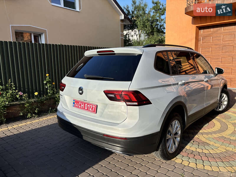 Позашляховик / Кросовер Volkswagen Tiguan 2018 в Самборі