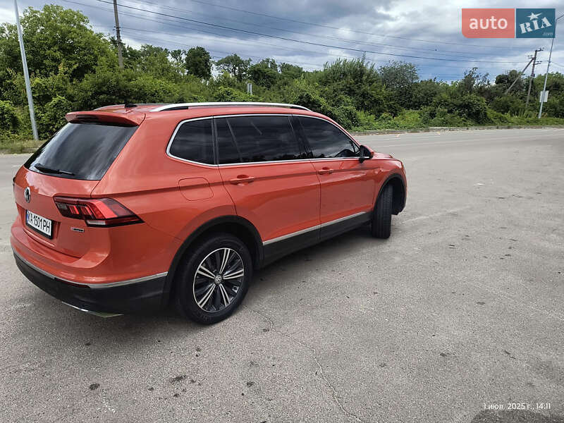 Внедорожник / Кроссовер Volkswagen Tiguan 2018 в Вышгороде