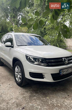 Позашляховик / Кросовер Volkswagen Tiguan 2017 в Синельниковому
